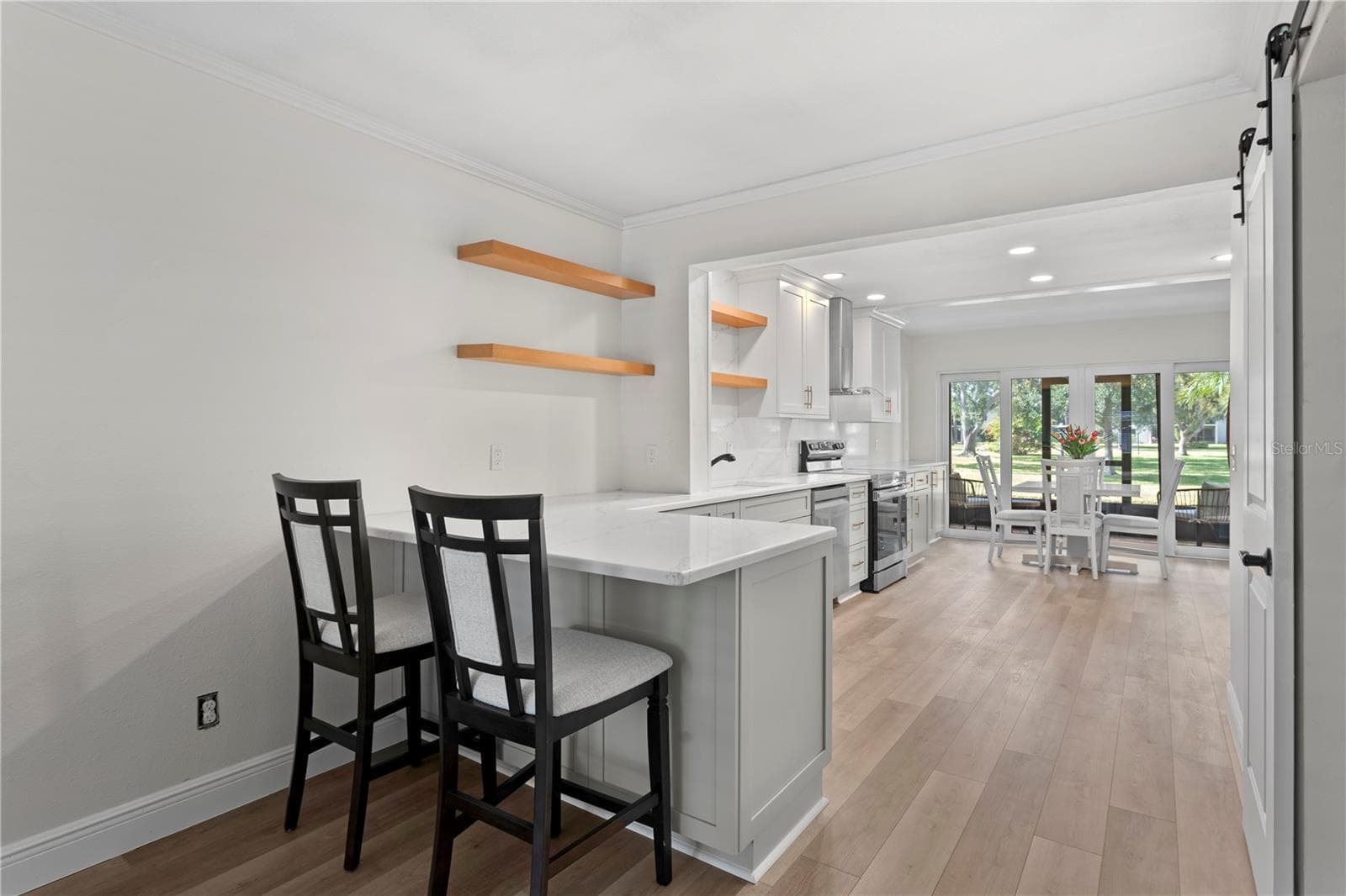 4910 Bay Street NE 111 photo 07