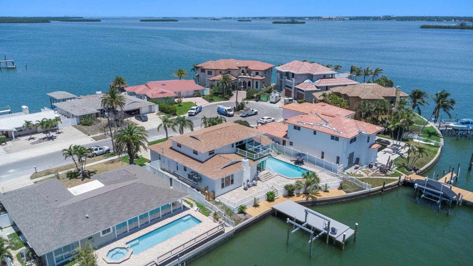 451 Palm Island NE photo 03