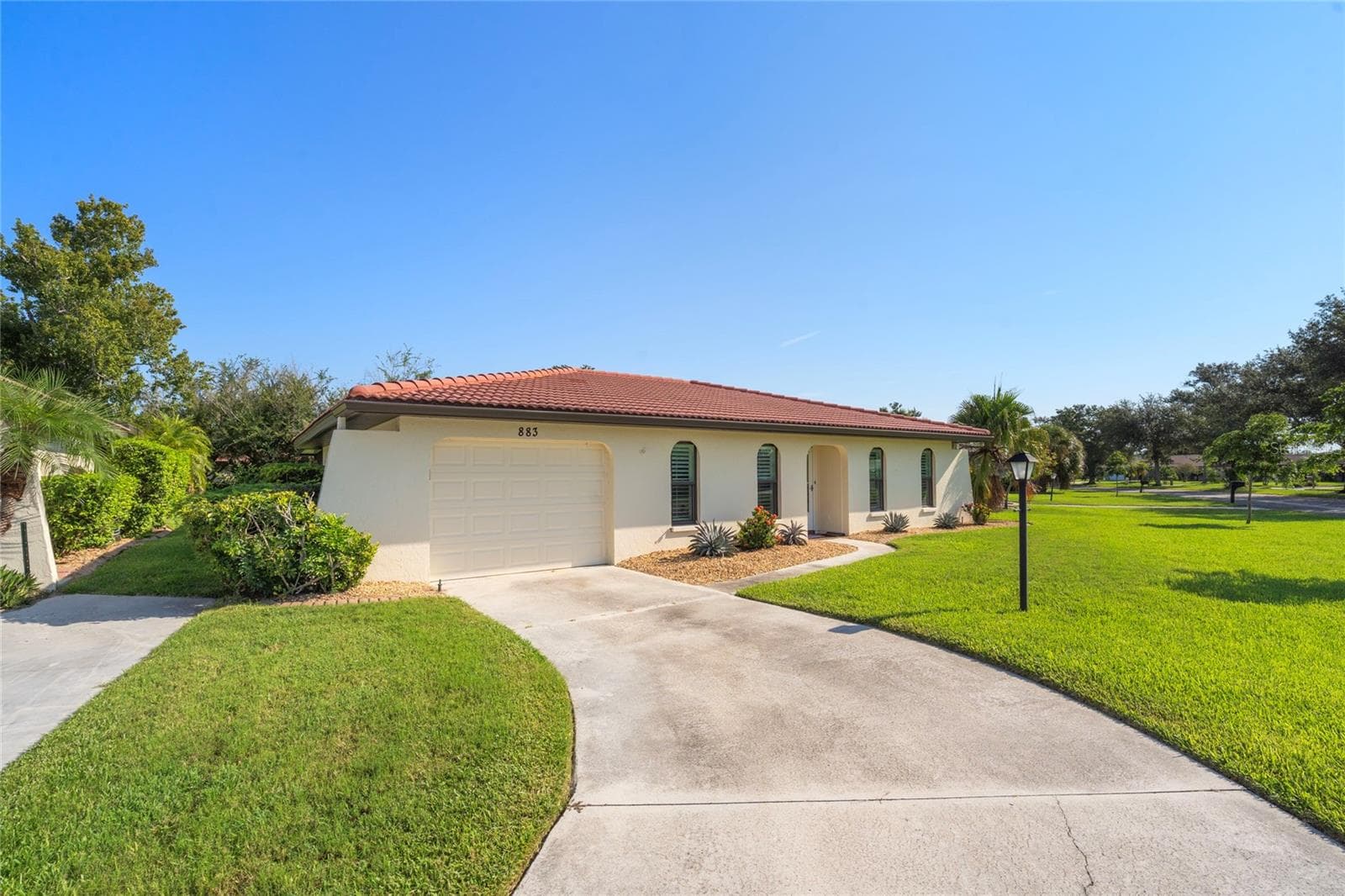 883 Shamrock Boulevard 9 photo 02