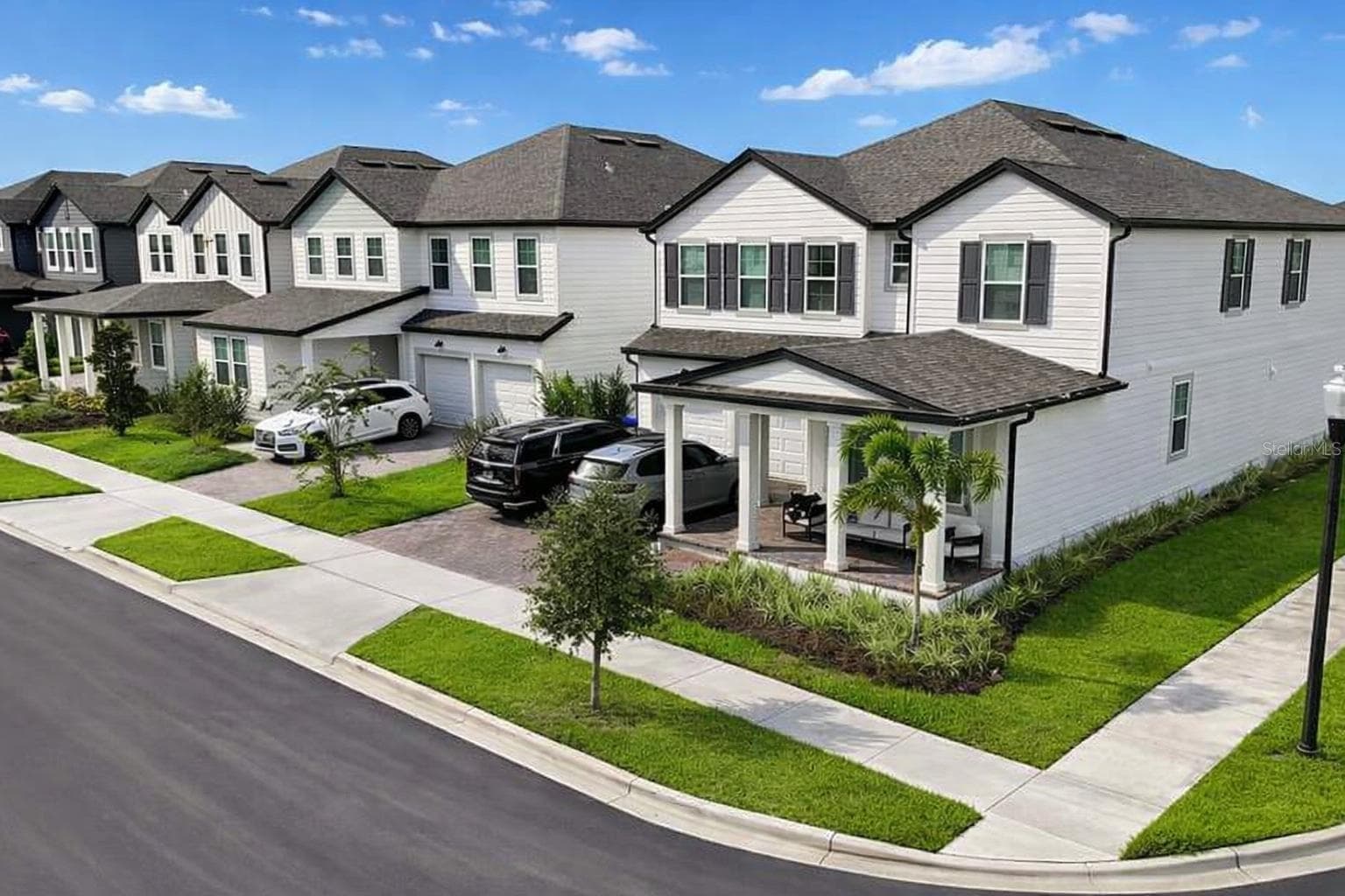 17231 Melogold Way photo 02