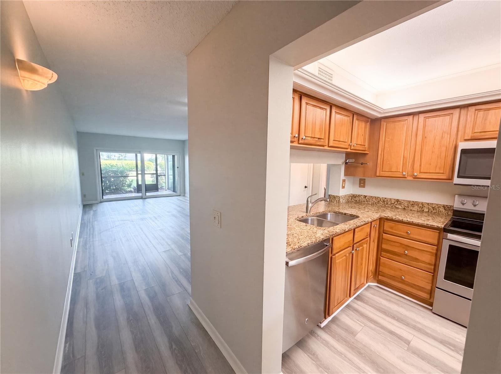 6219 Palma Del Mar Boulevard S 114 photo 06