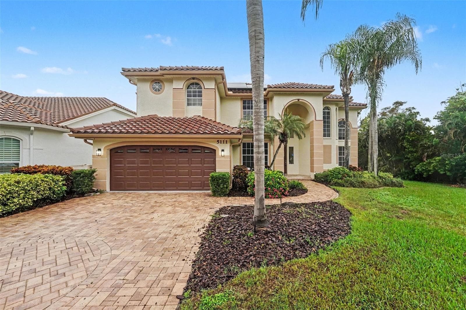 5111 Queen Palm Terrace NE