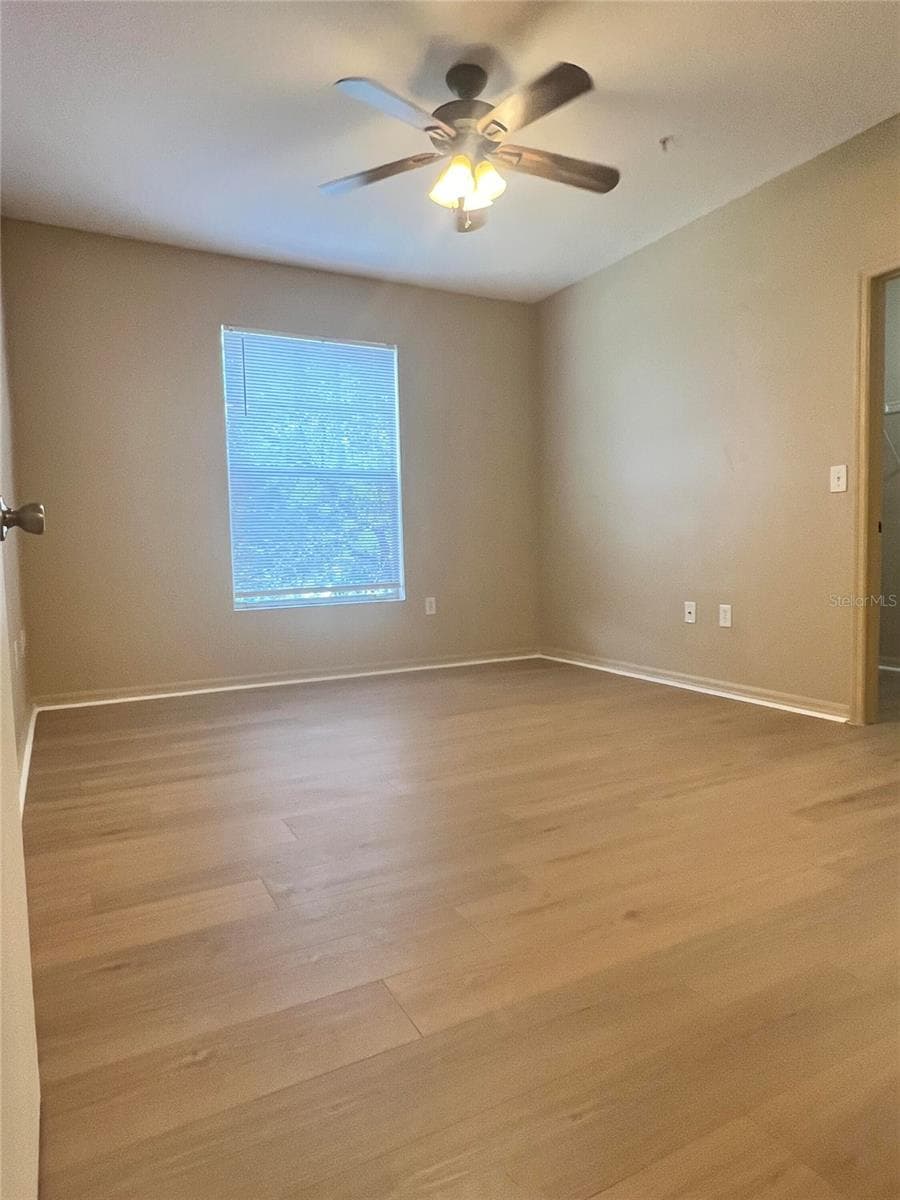 5512 Metrowest Boulevard 12-201 photo 07