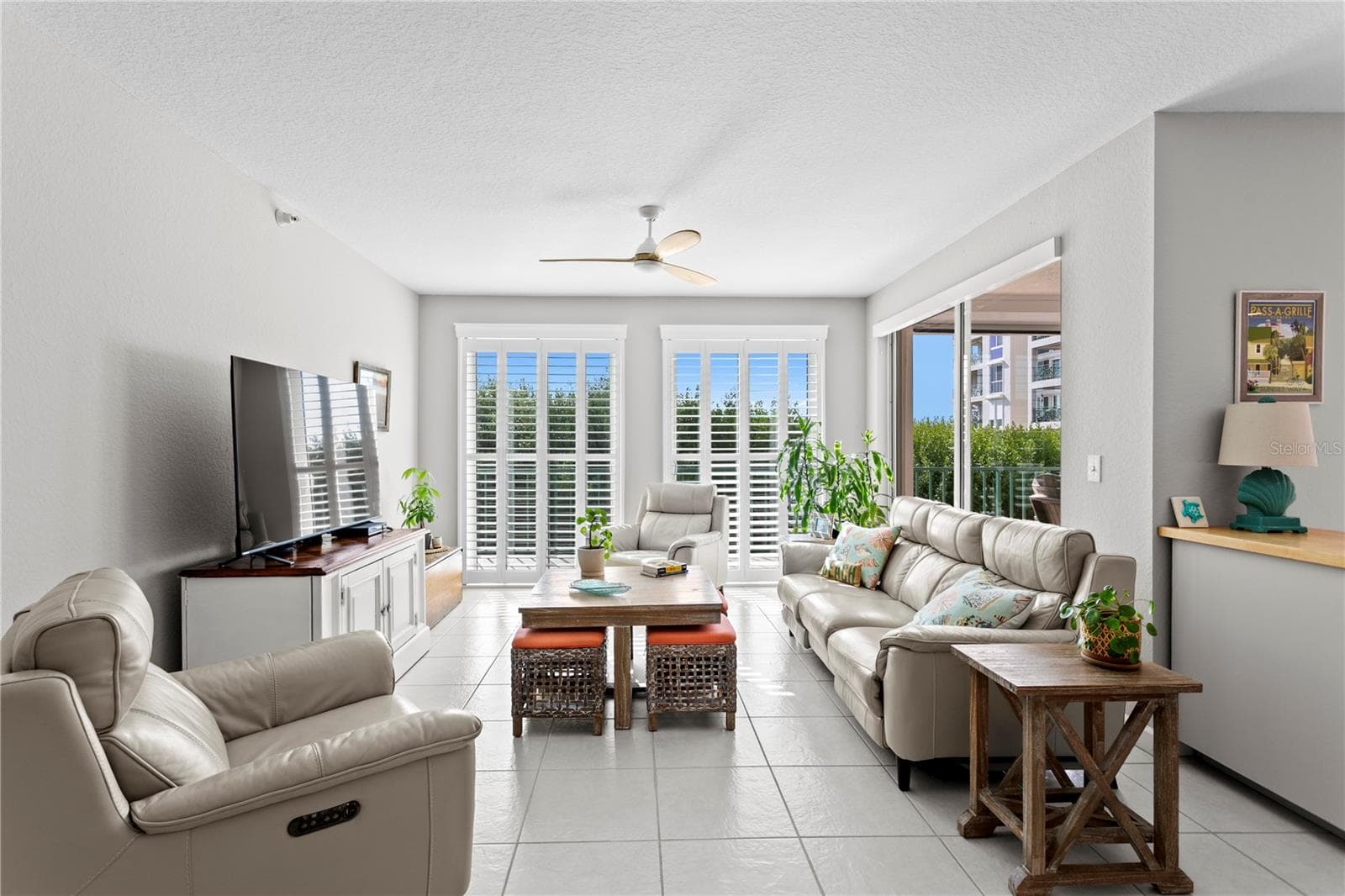 4750 Dolphin Cay Lane S 107 photo 07