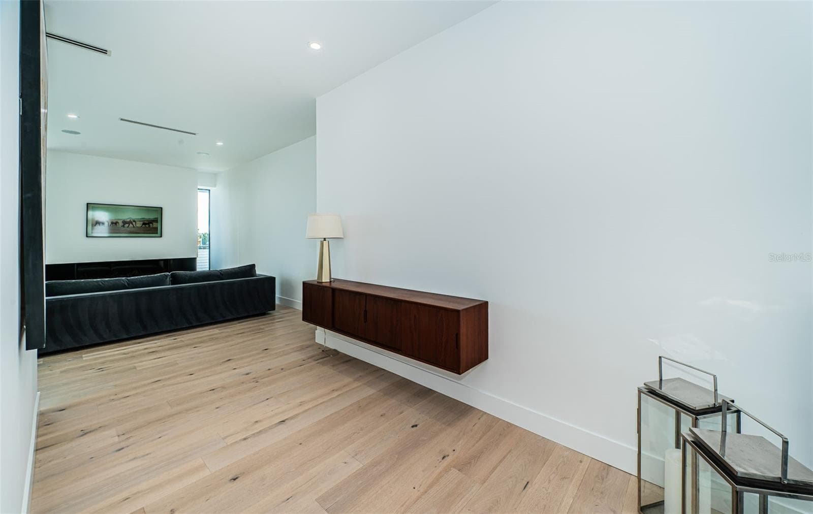 14077 N Bayshore Drive photo 06