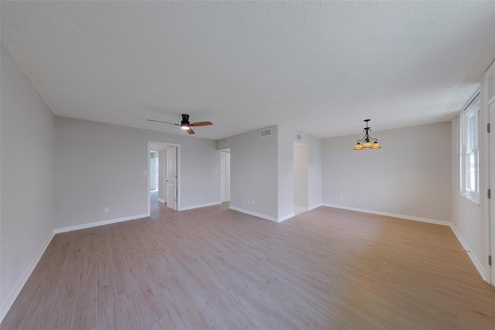 4715 Bay Street NE 132 photo 04
