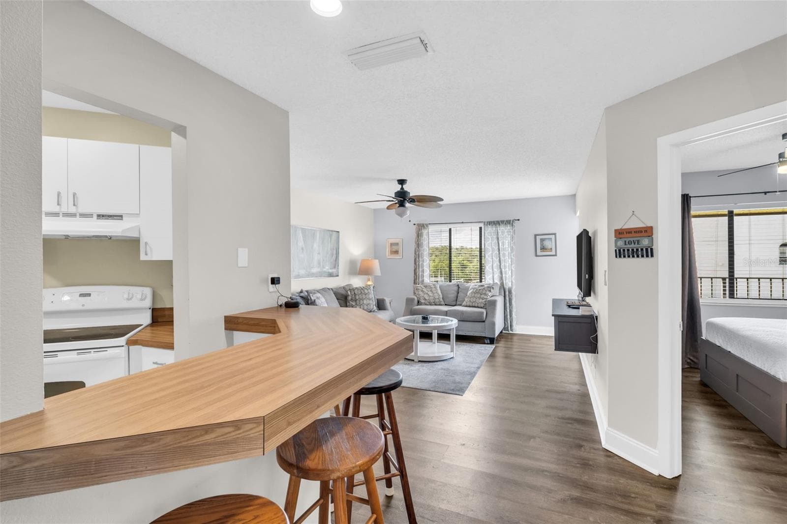 1515 Pinellas Bayway S 14 photo 06