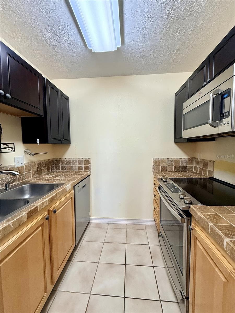4784 Beach Drive SE B photo 04