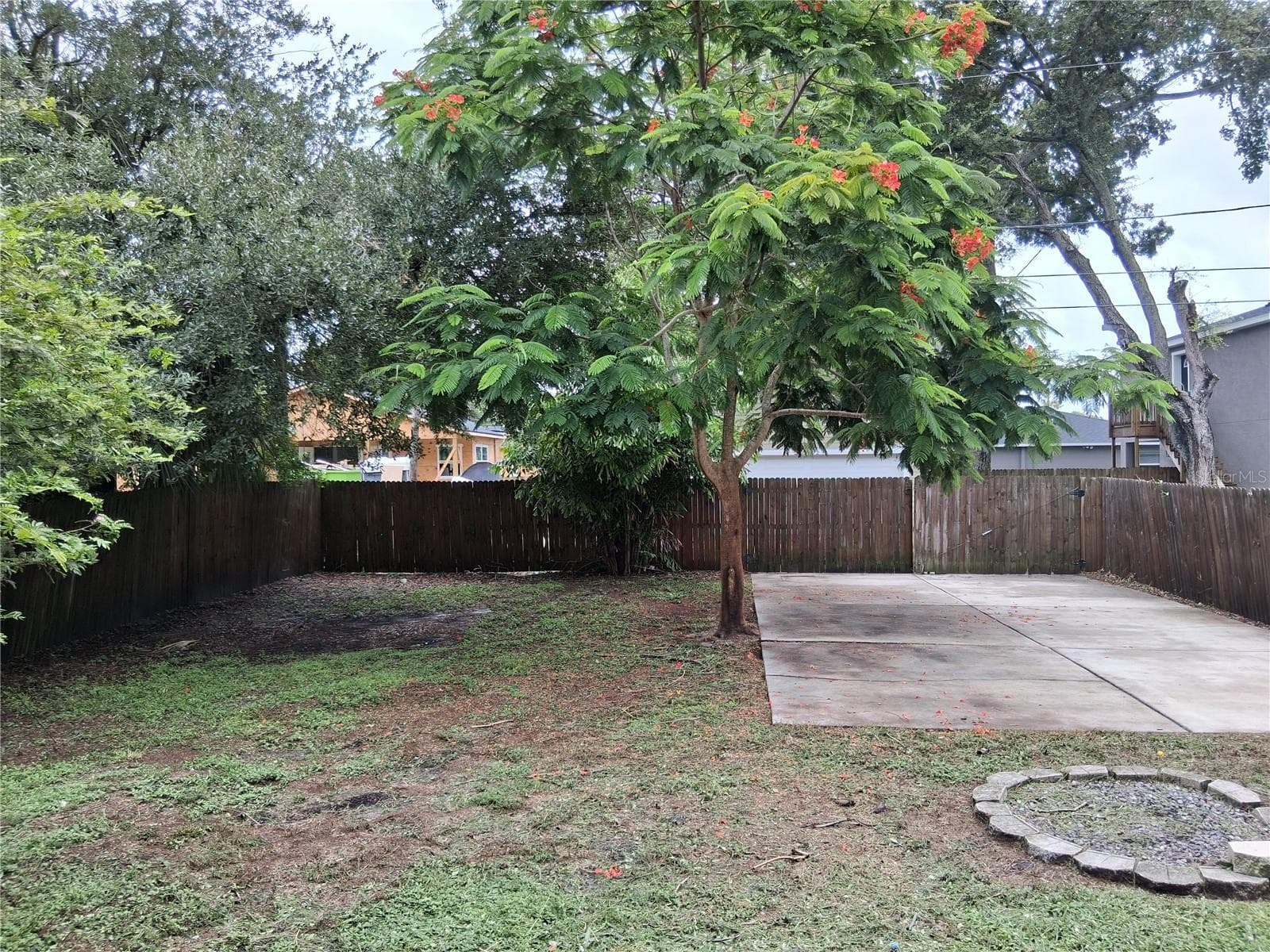 2736 S 3rd Avenue S photo 03