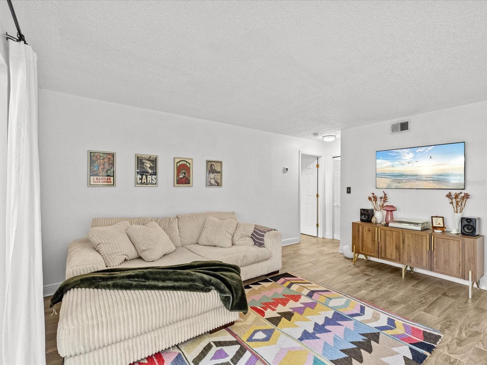 8653 Mallard Reserve Drive 103 photo 03