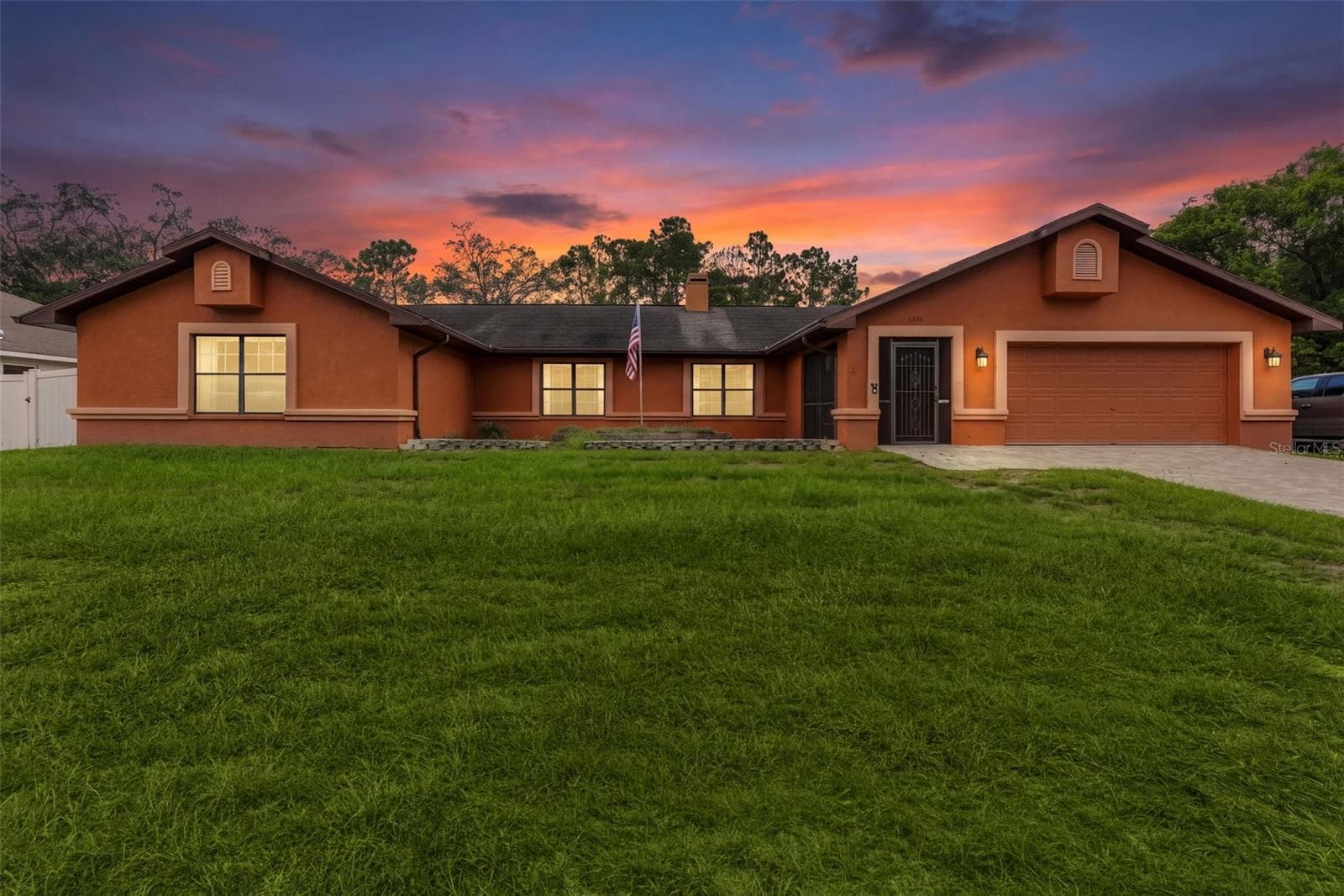 4289 Castle Avenue photo 02