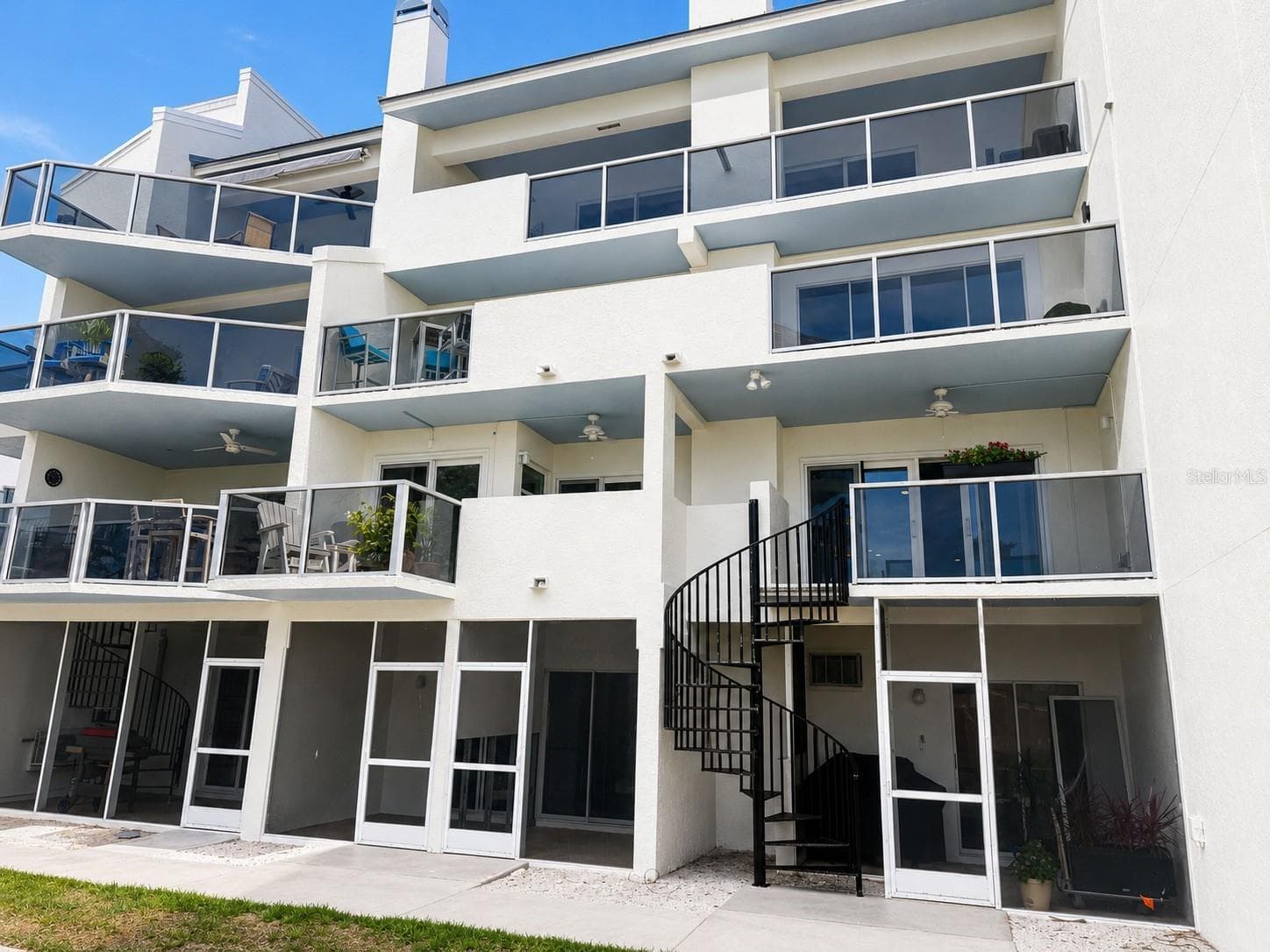 1100 Pinellas Bayway S G2 photo 03