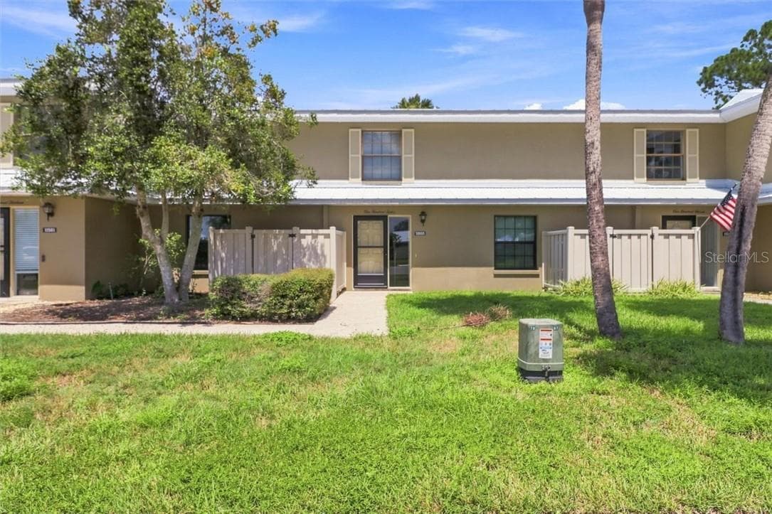 11555 W Bayshore Drive 112