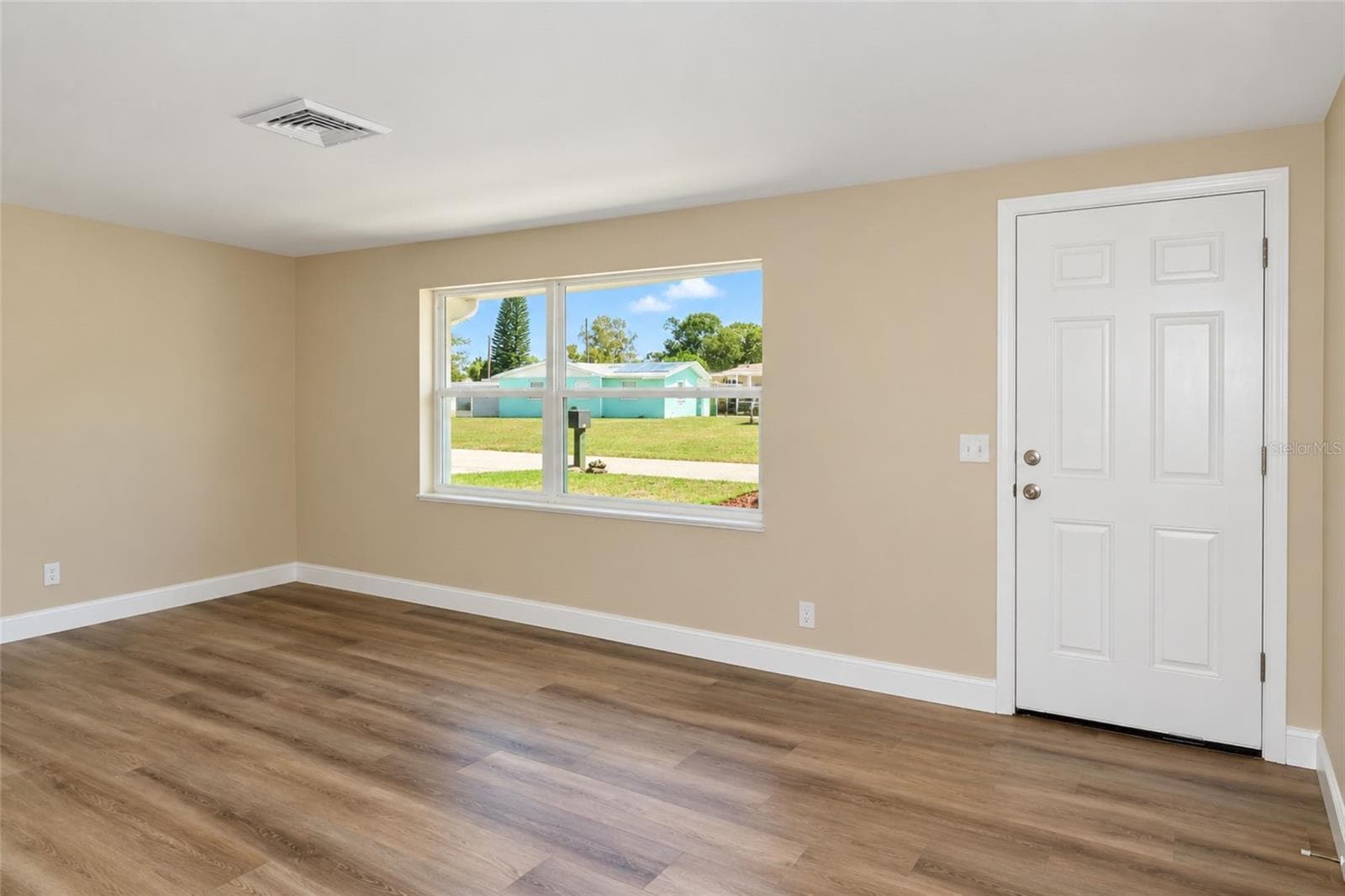 3521 Kimberly Oaks Drive photo 02
