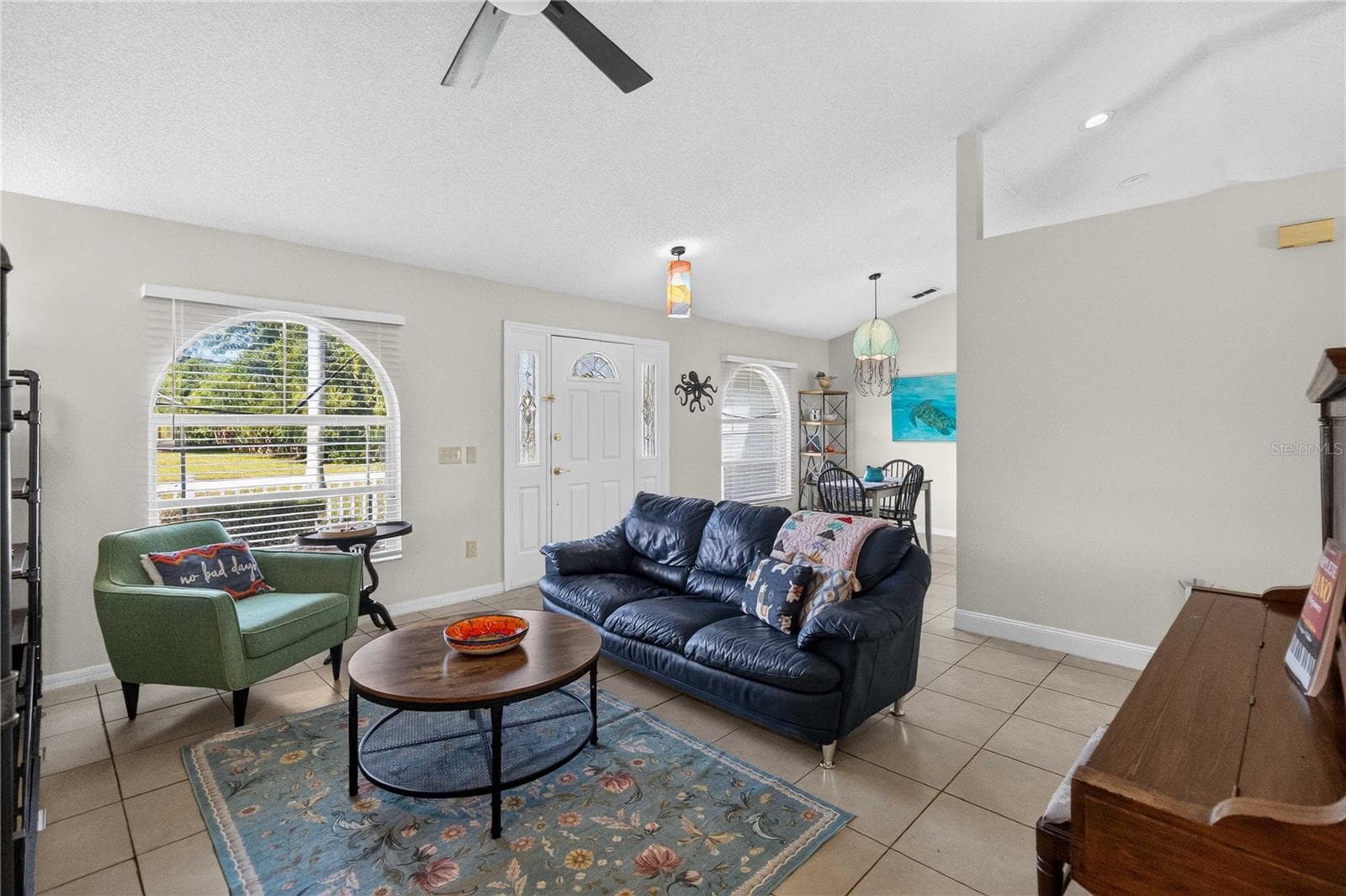 2562 Travida Drive photo 07