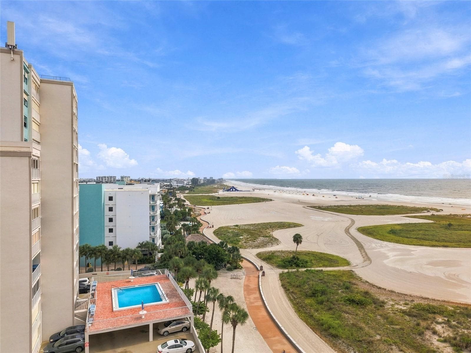 11000 Gulf Boulevard 1002 photo 06