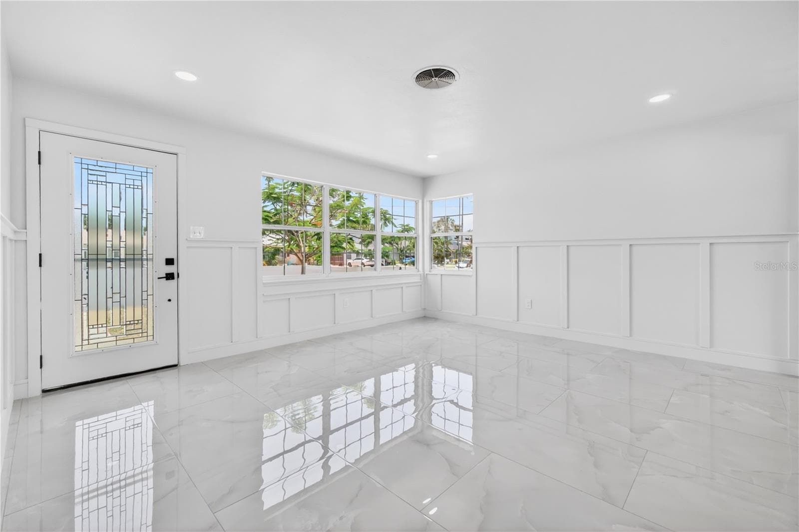 260 42nd Avenue photo 07