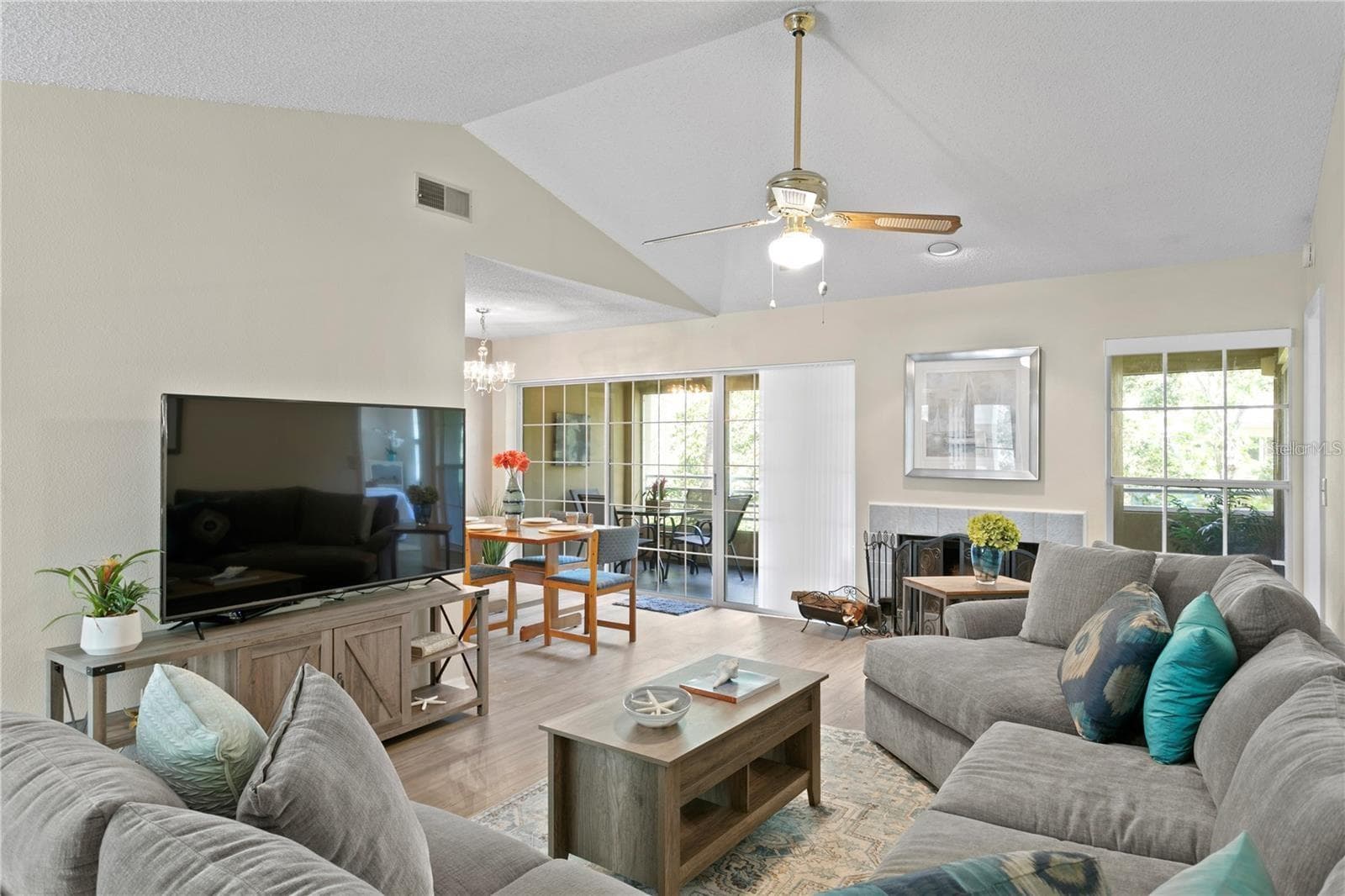10823 Indian Hills Court 33 photo 03