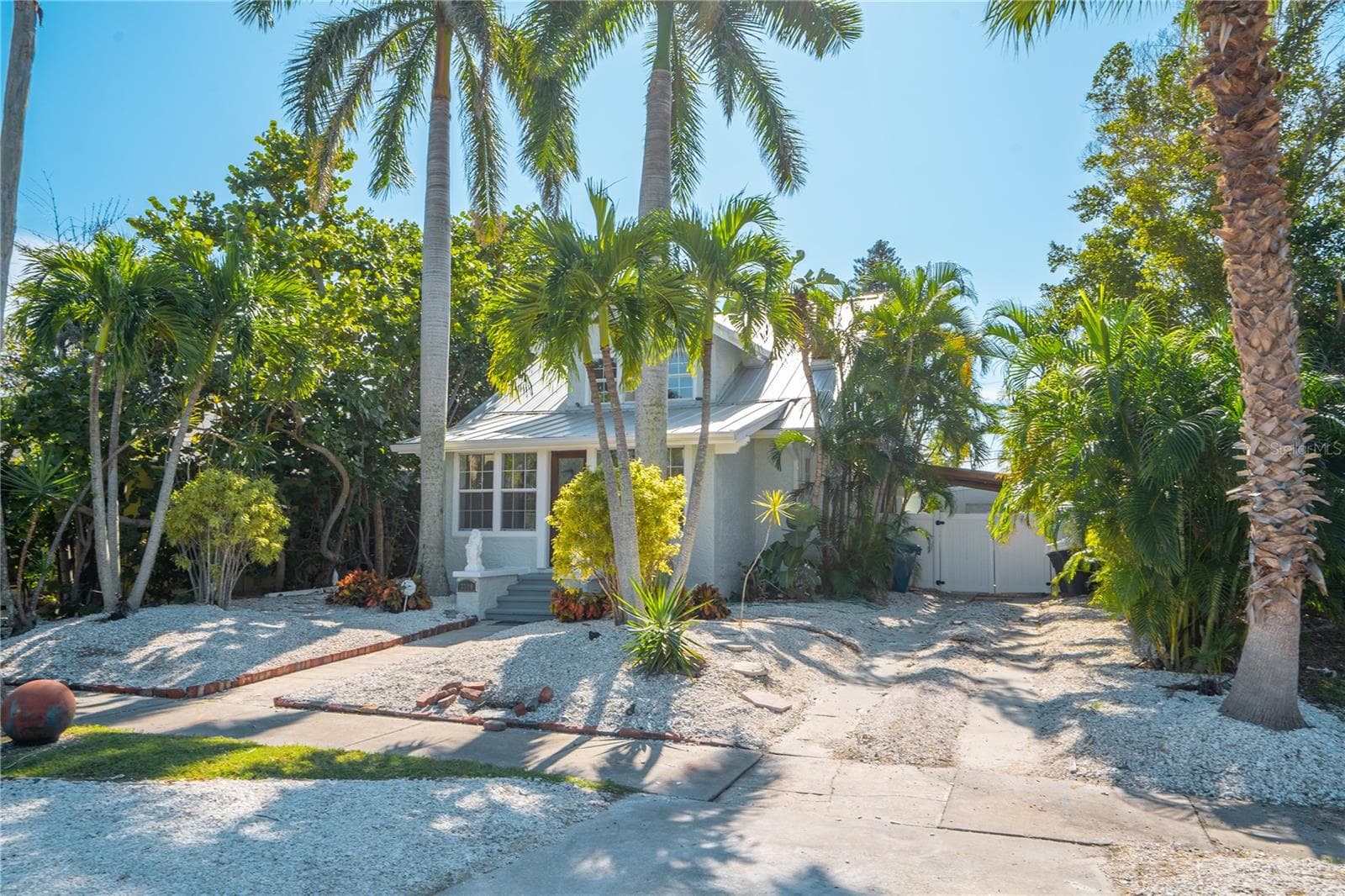 3310 E Maritana Drive photo 05