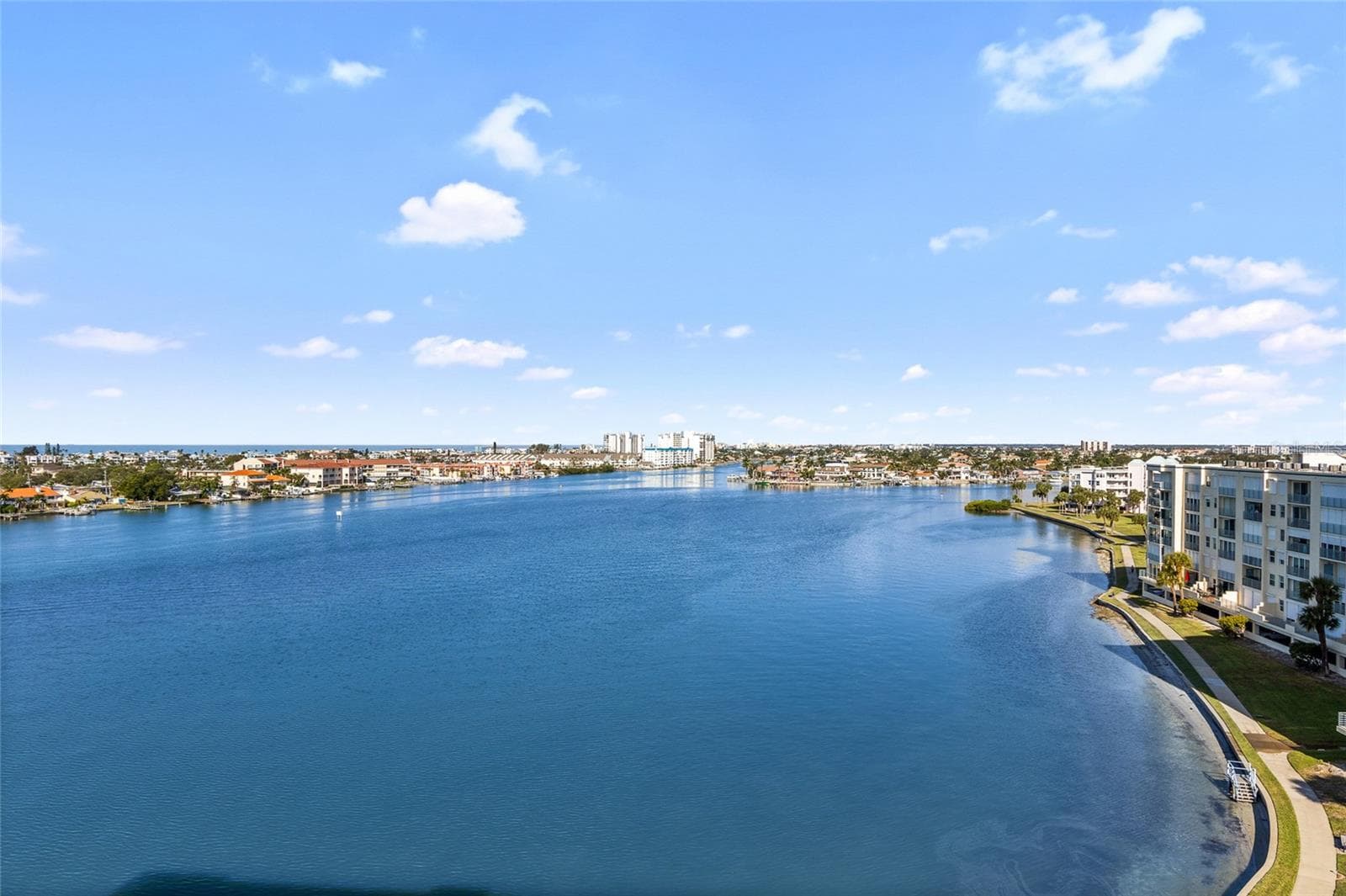 Harbour Side Condominiums waterfront community