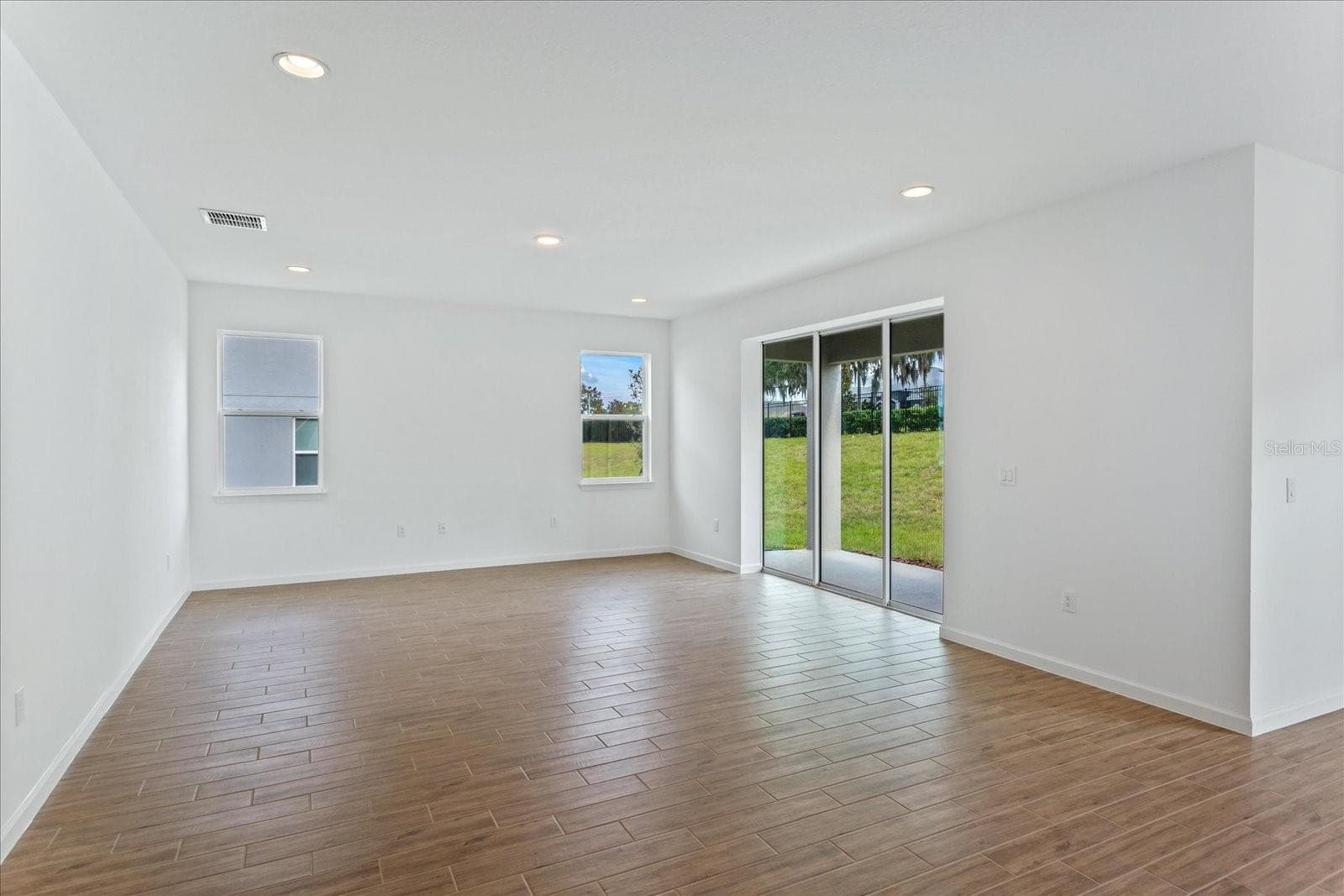 13404 Peaceful Melody Drive photo 03