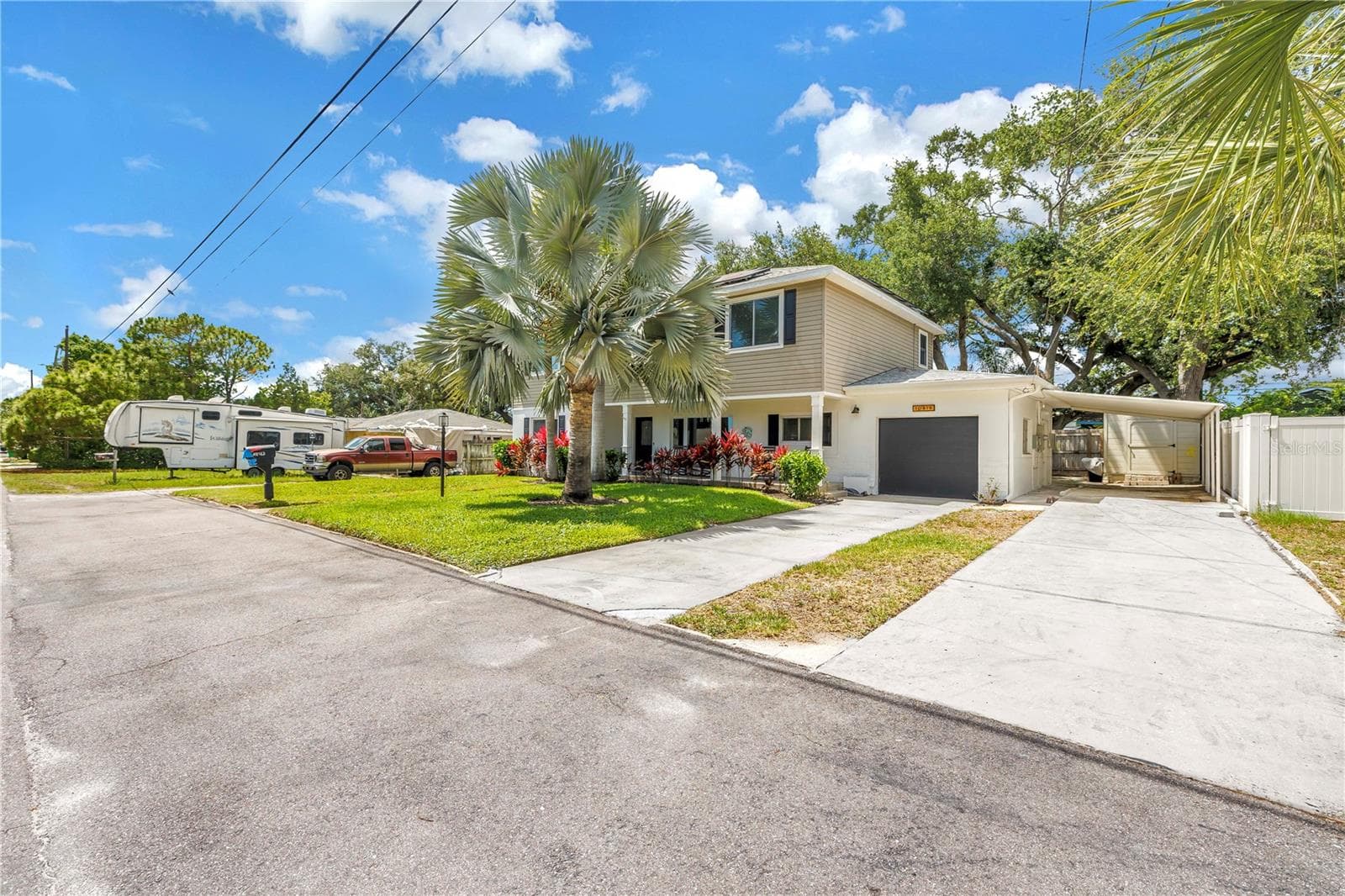 10819 Seminole Drive N