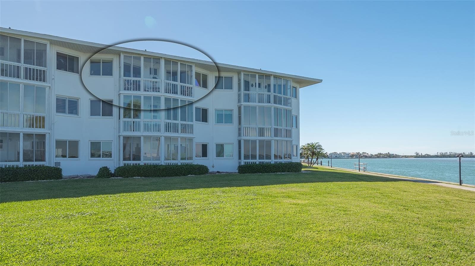 777 John Ringling Boulevard 32 photo 03