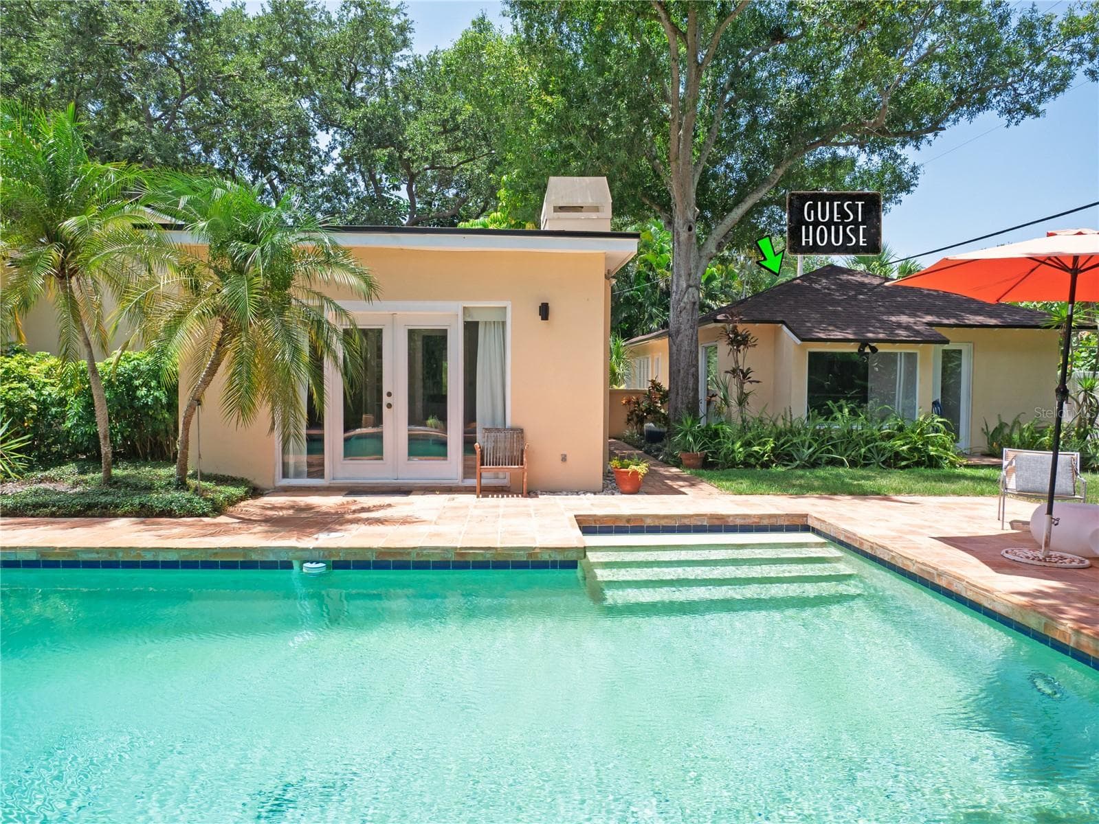 1330 Indian Rocks Road photo 03