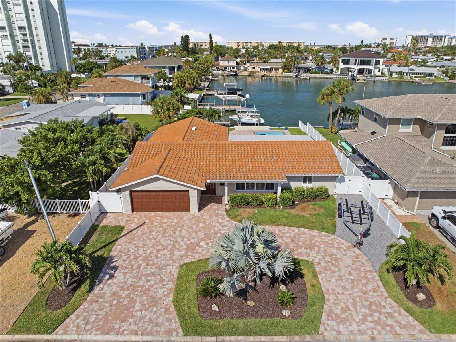 6414 2nd Palm Point photo 07