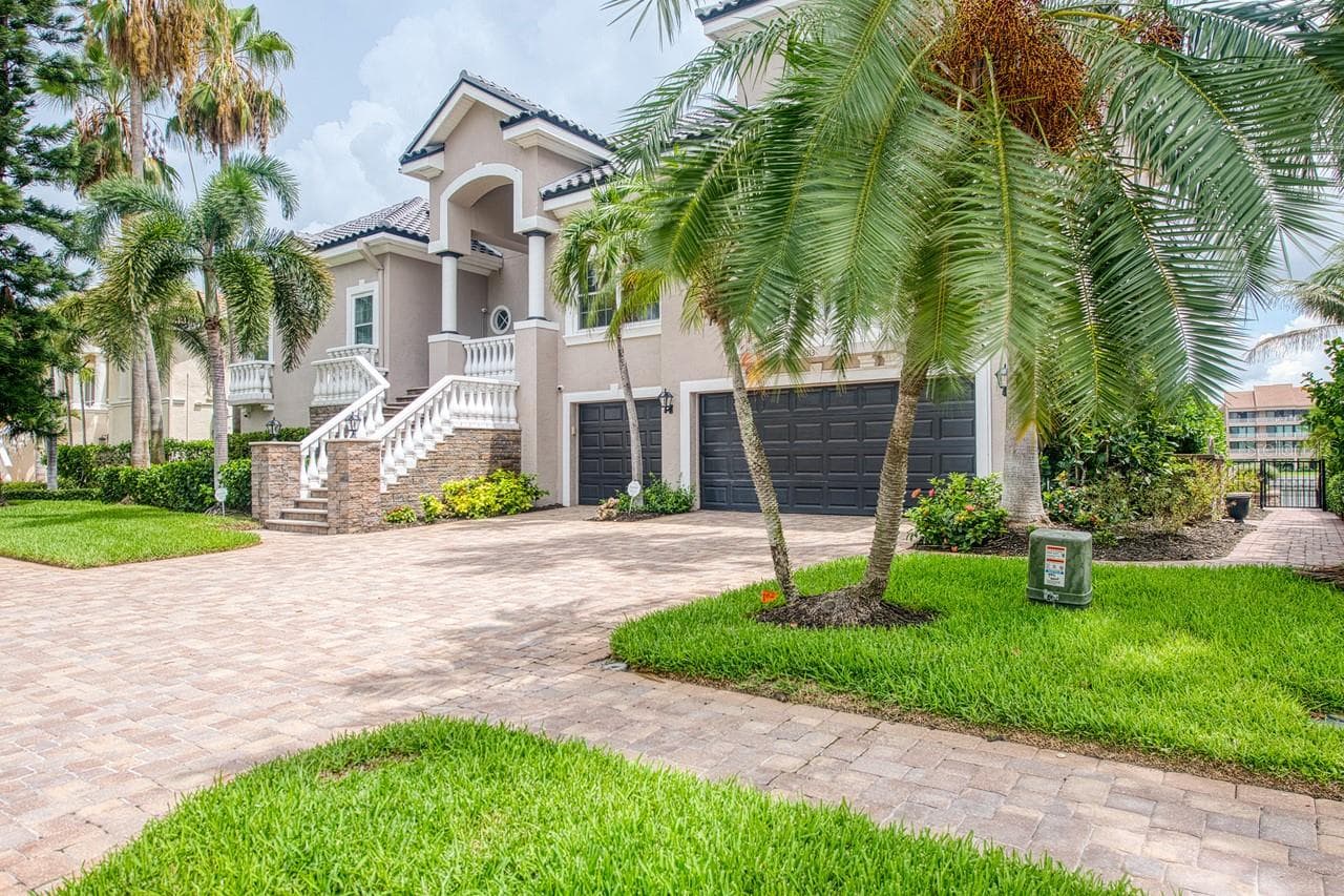 6113 Pasadena Point Boulevard photo 03