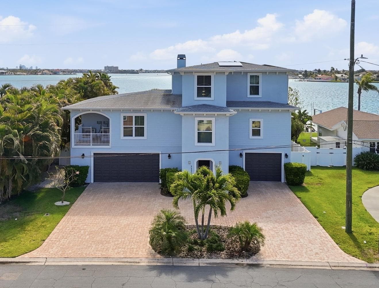 7115 Bay Street photo 02