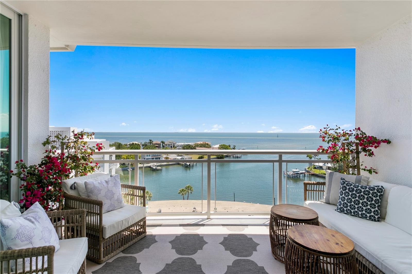 1325 Snell Isle Boulevard NE 911