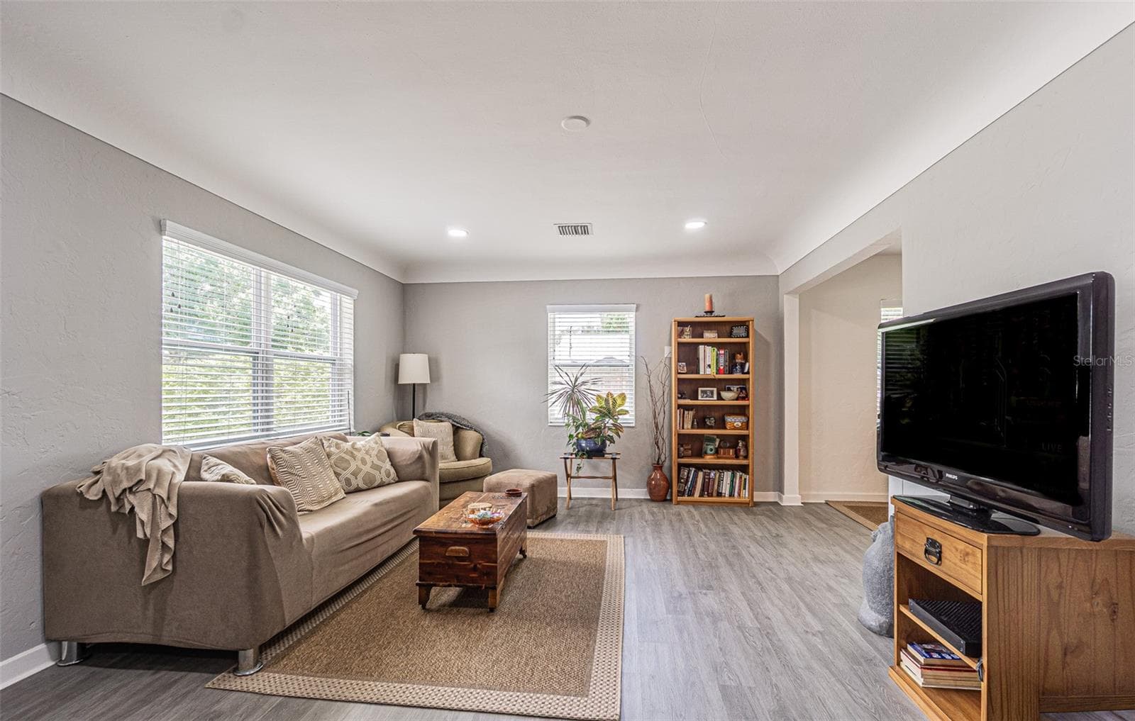 3030 14th Street N photo 04