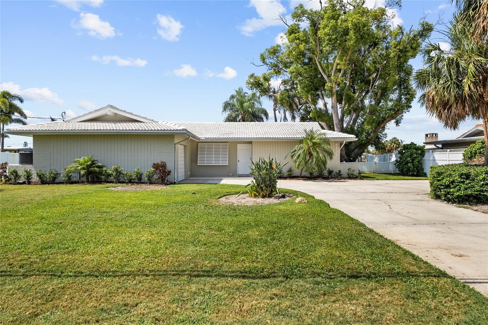 4133 49th Avenue S photo 02