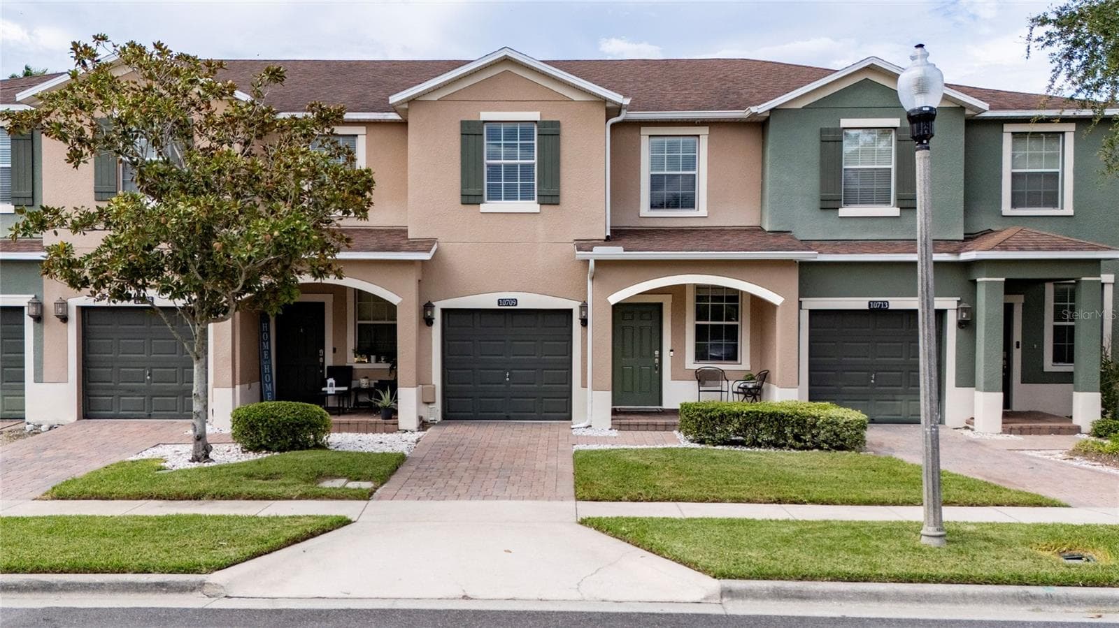 10709 Savannah Landing Circle photo 02