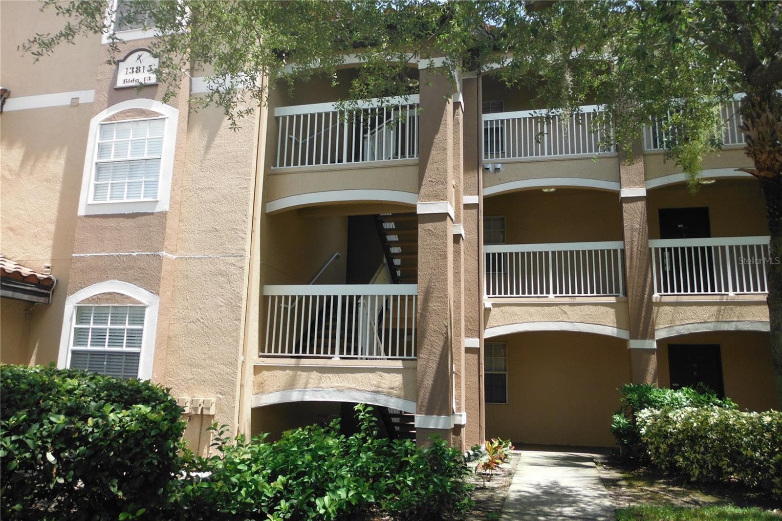 13815 Fairway Island Drive 1313