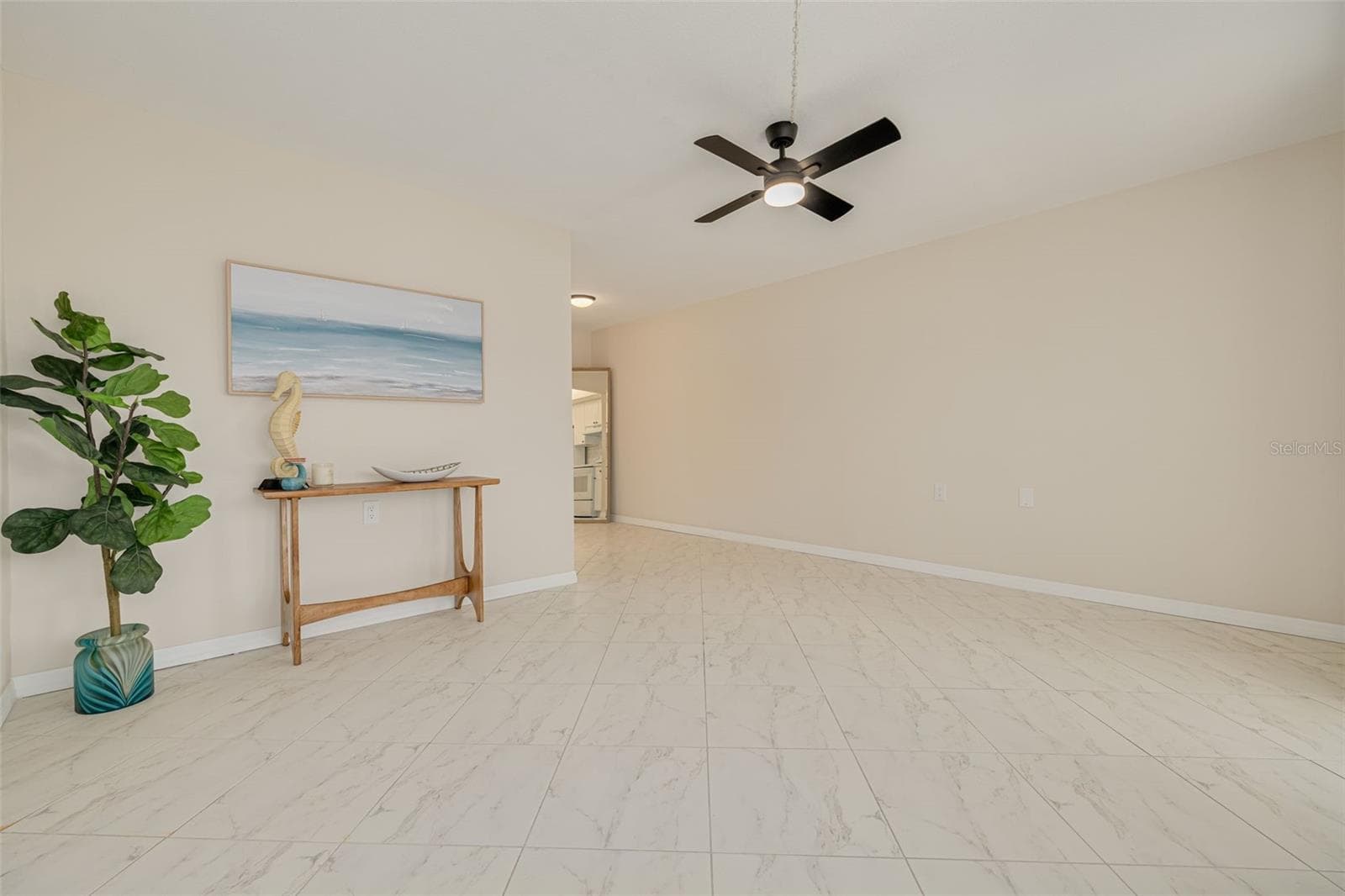 250 126th Avenue 104 photo 07