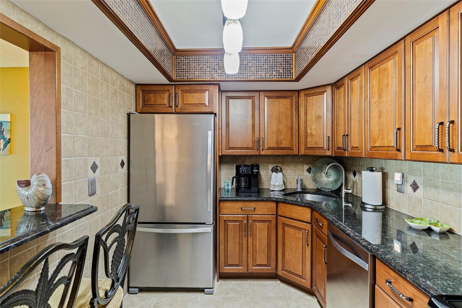 5220 Brittany Drive S 409 photo 05