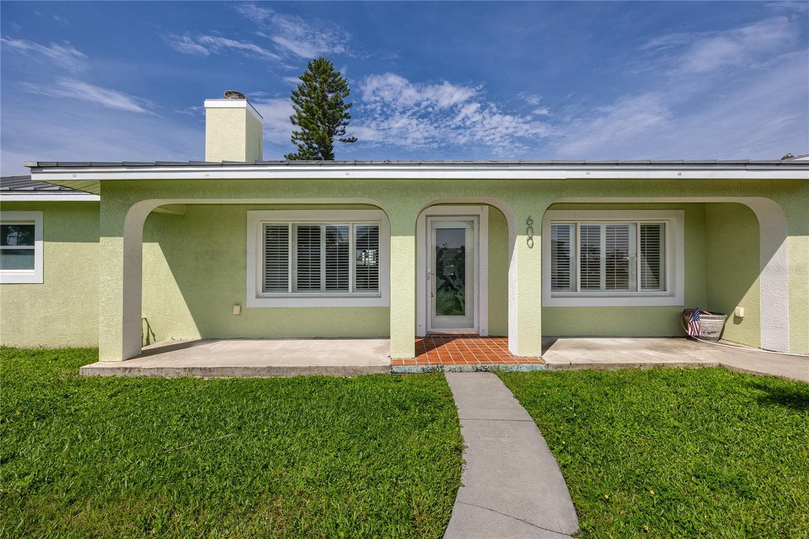 600 Normandy Road photo 06