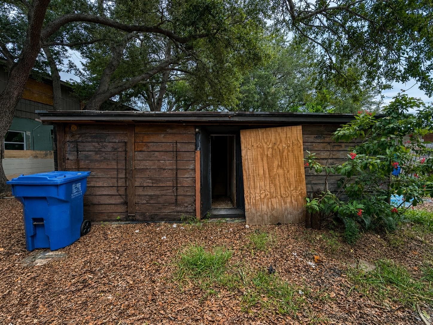 310 62nd Avenue N photo 04