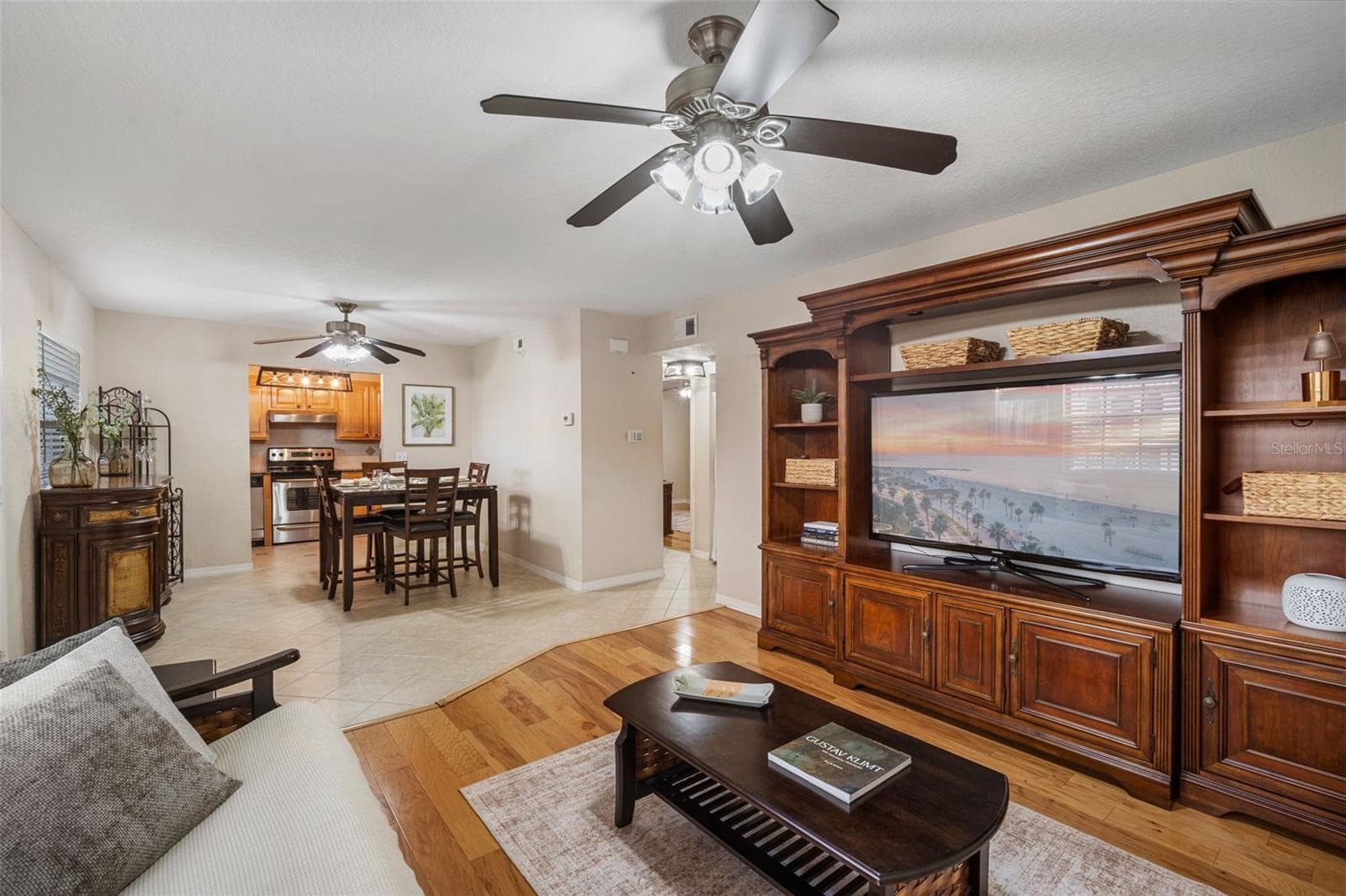 6100 Gulfport Boulevard S 402 photo 06