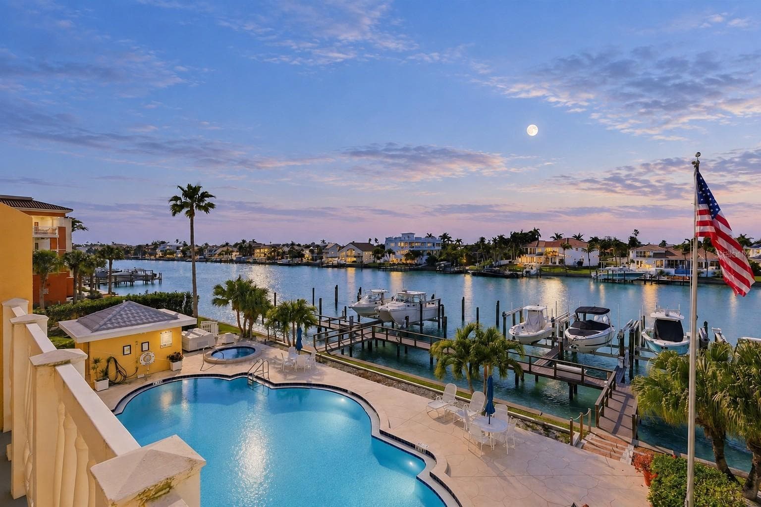 544 Pinellas Bayway S TH13