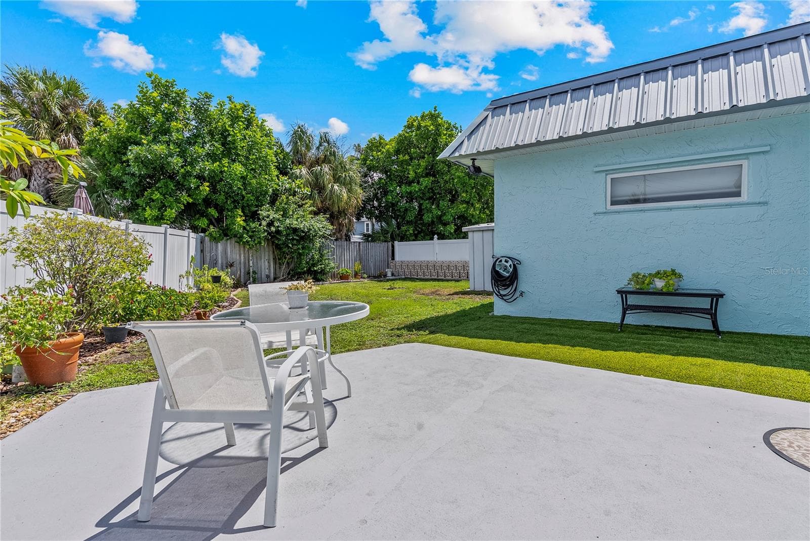 404 Harbor Drive S photo 05