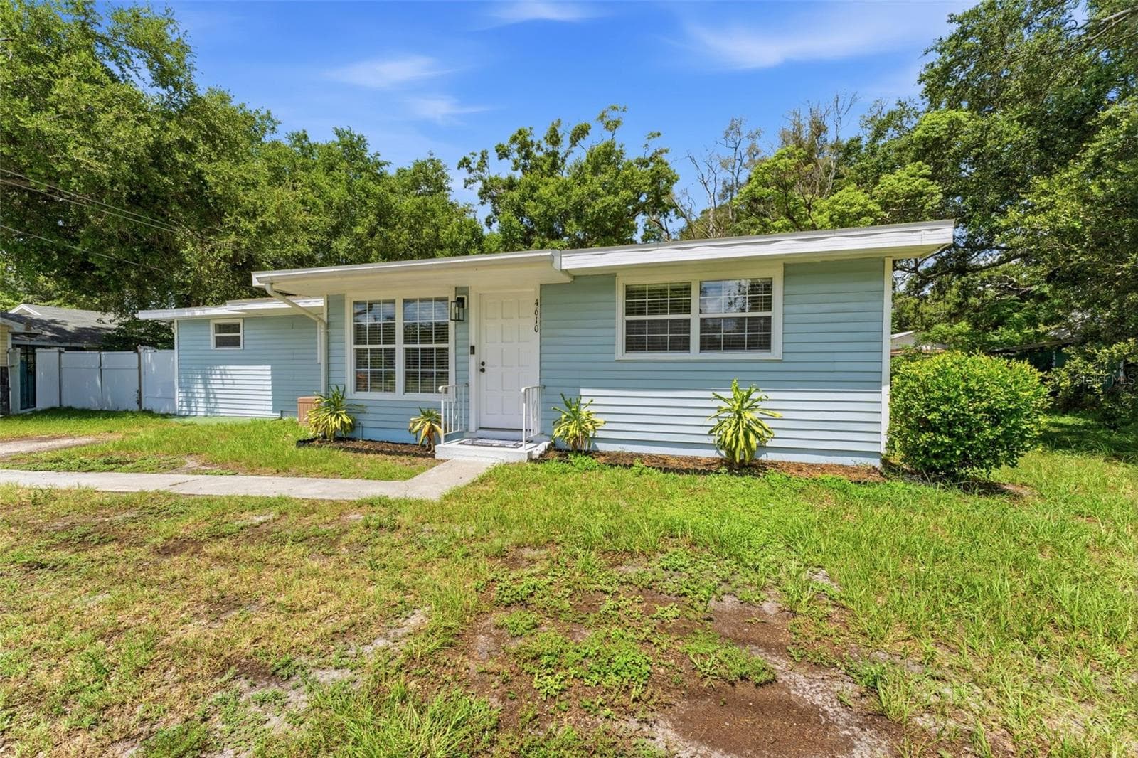 4610 71st Street N photo 04