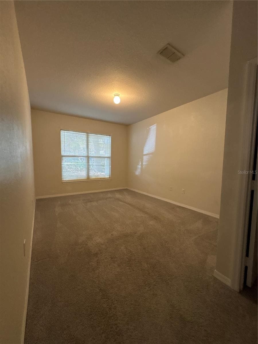 8009 Hemingway Circle 8009 photo 06
