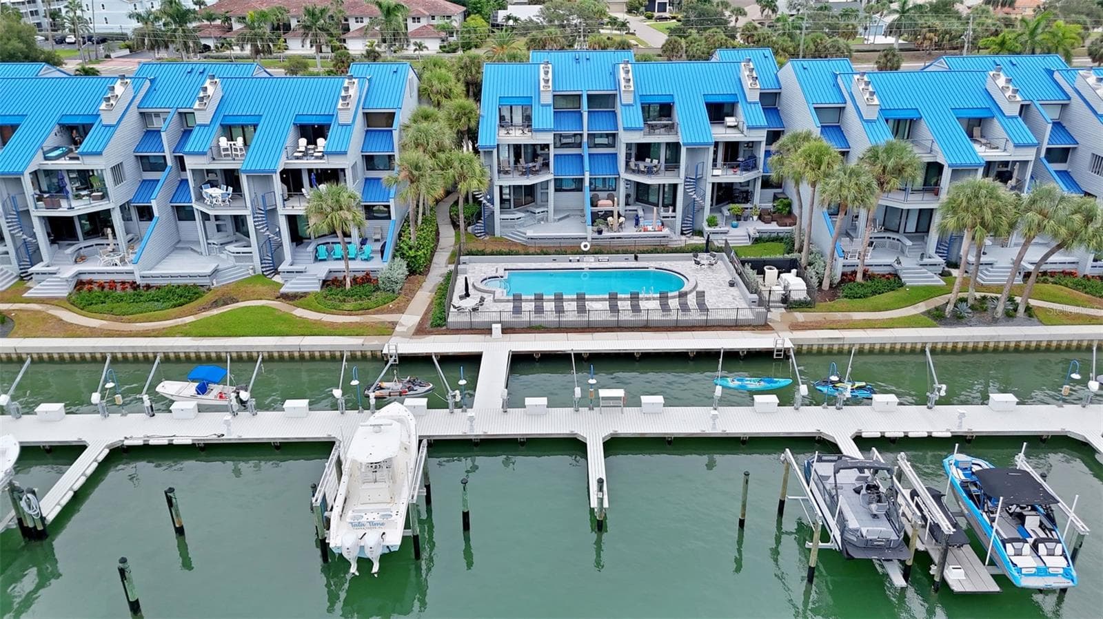 910 Pinellas Bayway S 107
