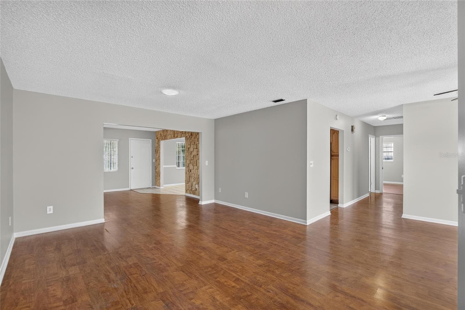1244 W Del Webb Boulevard photo 05