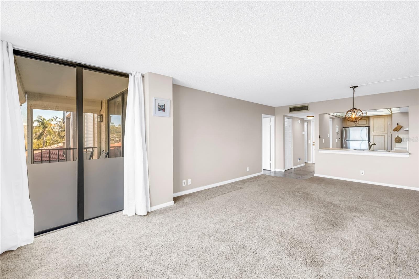 6104 Palma Del Mar Boulevard S 305 photo 07