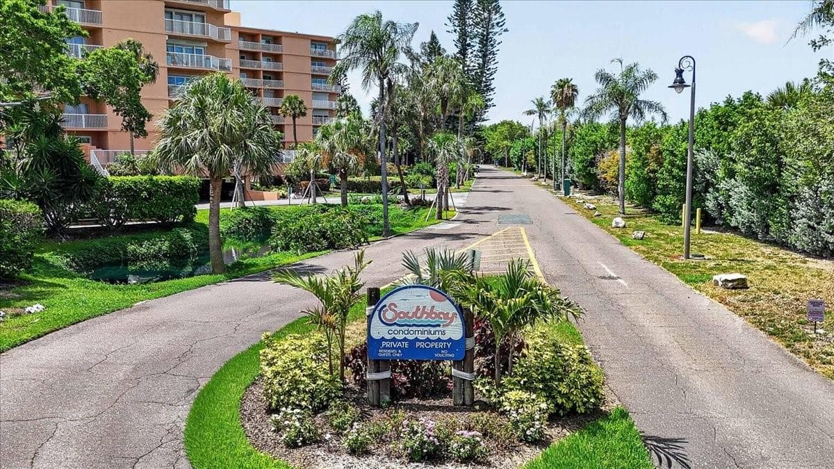 7400 Sunshine Skyway Lane S 126