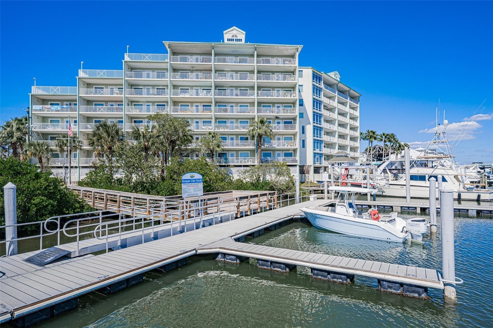 399 2nd Street 215